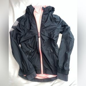 IVIVVA rain jacket coral and black